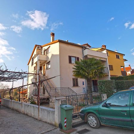 Apartments Milan 1048 Rovinj Exterior photo